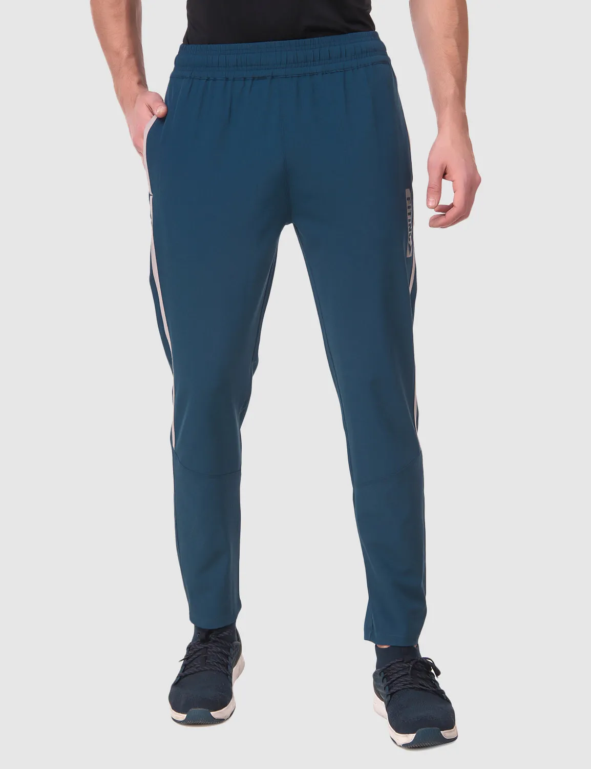 Versatile Design ArticulatedJoints Ultralight Regular Fit Track Pant ?C Airforce