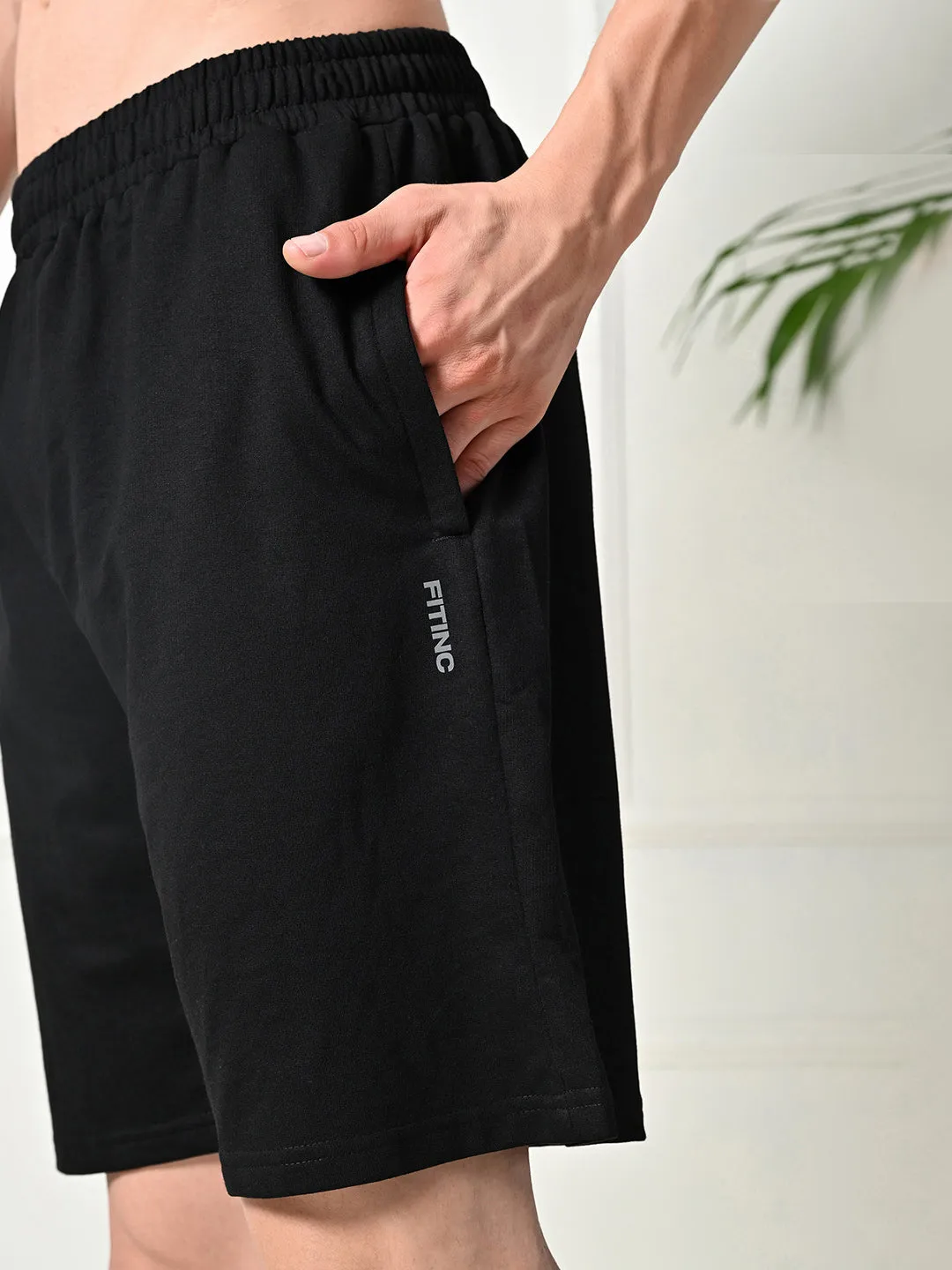 Easy Multi-Pocket Cotton Shorts ?C Black Relaxed Look
