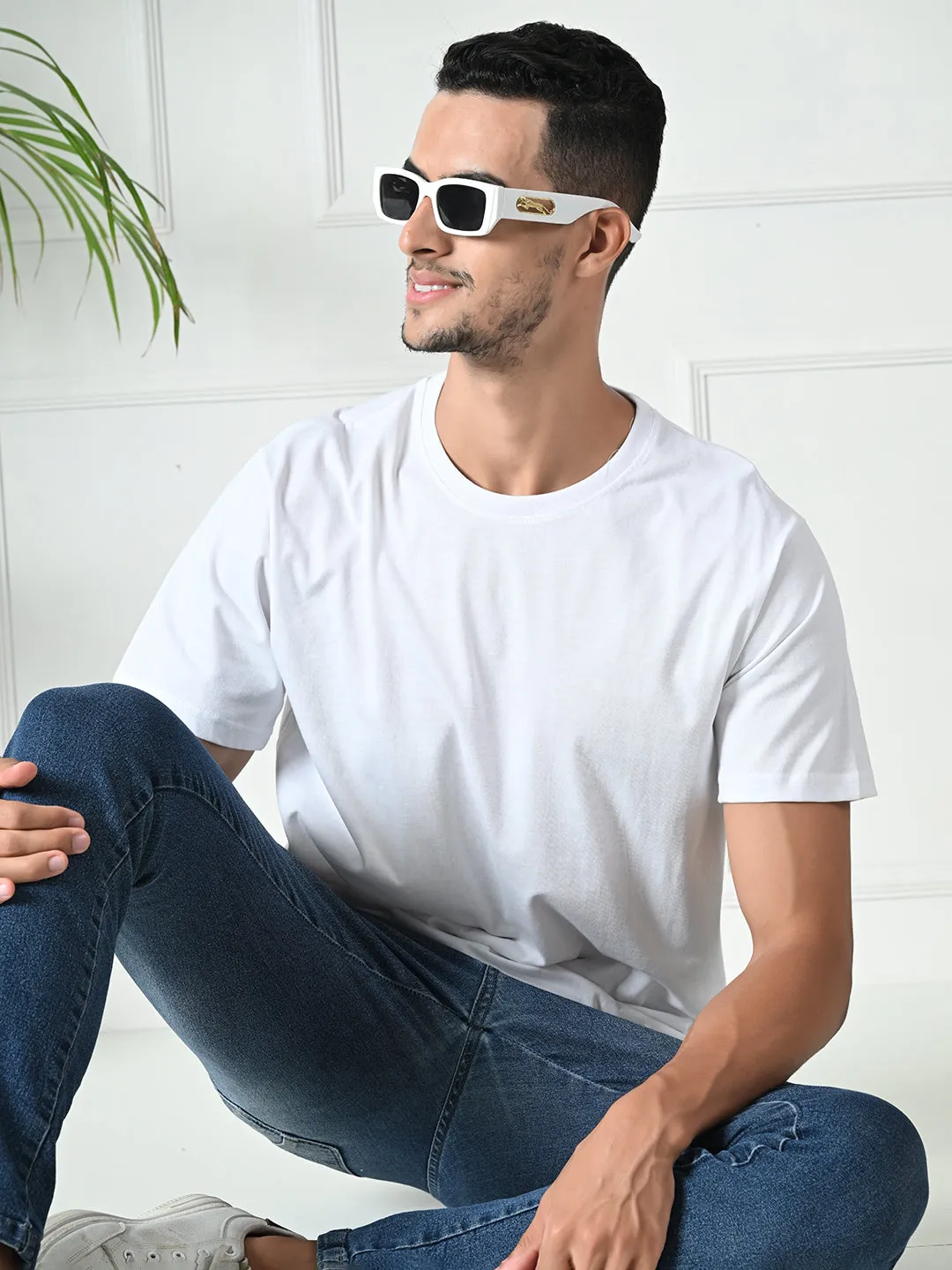 StretchFabric Comfy 100% Cotton Solid Regular Fit Tee - White