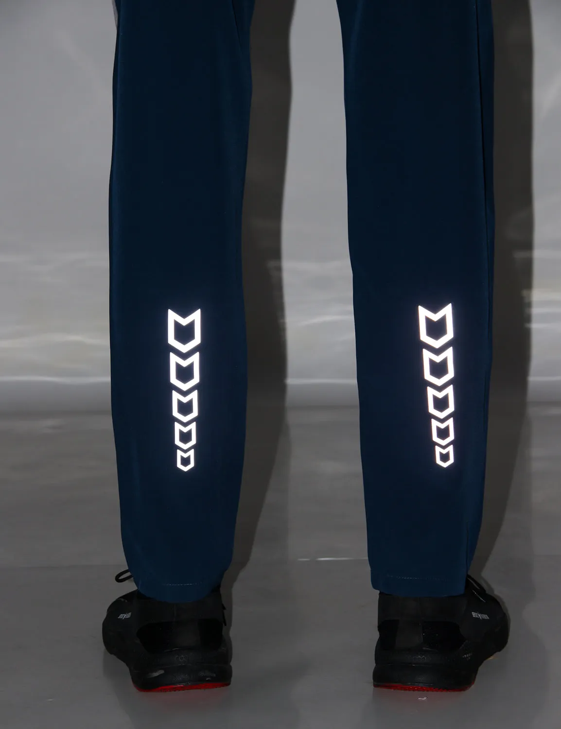 Aero-Light Regular Fit Track Pant ?C Airforce HighWaistSupport