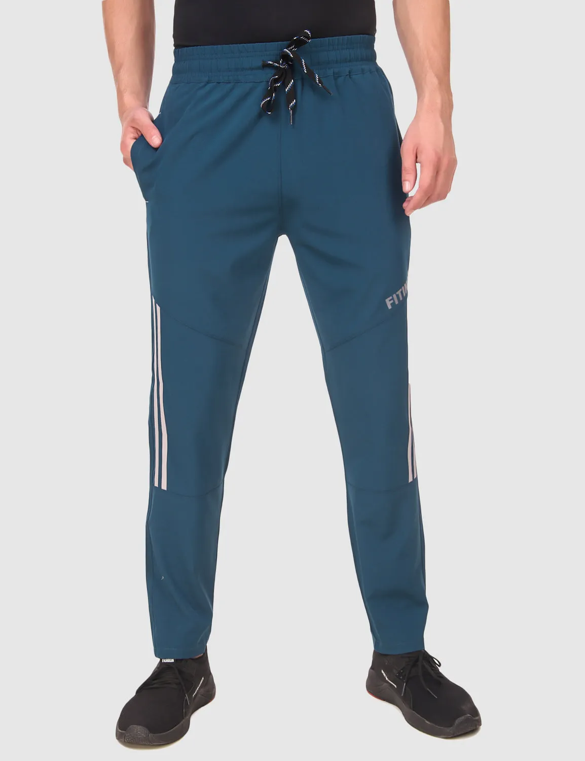 Sporty Function Aero-Light Regular Fit Track Pant ?C Airforce