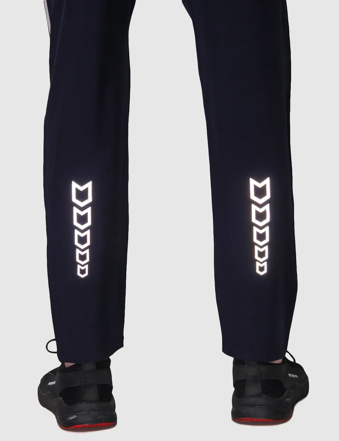Quick Slip Flexible Fit Aero-Light Regular Fit Track Pant ?C Navy Blue