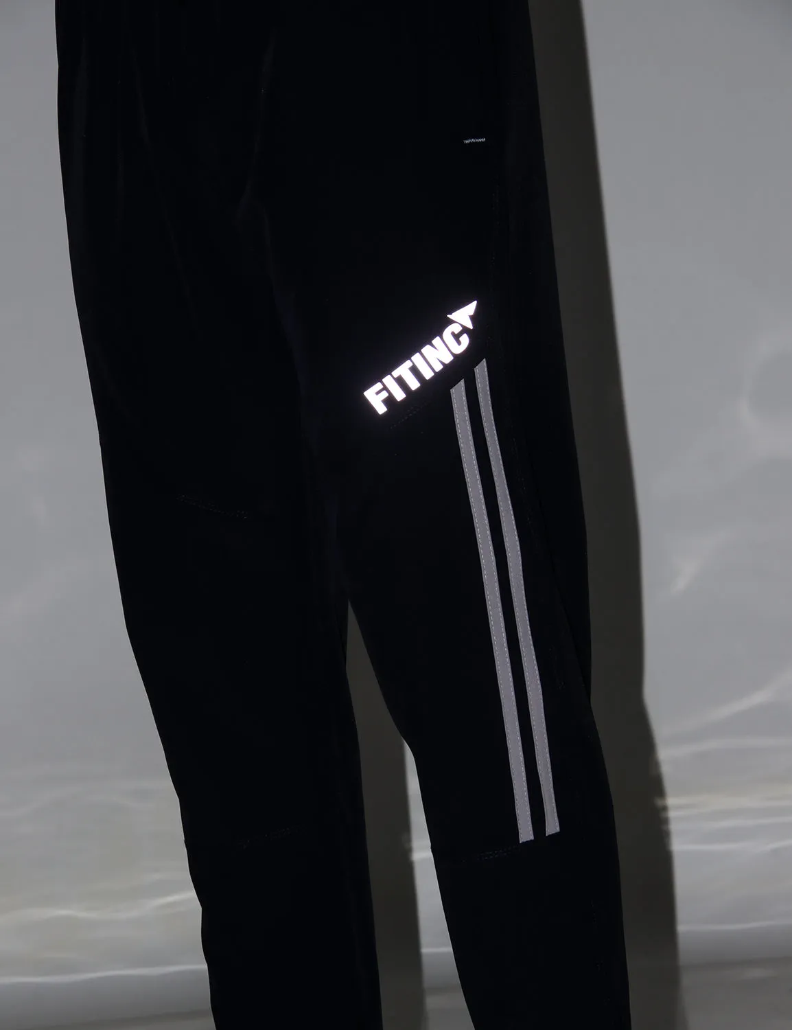 TearResistantMaterial Odor Resistant Aero-Light Regular Fit Track Pant ?C Navy Blue