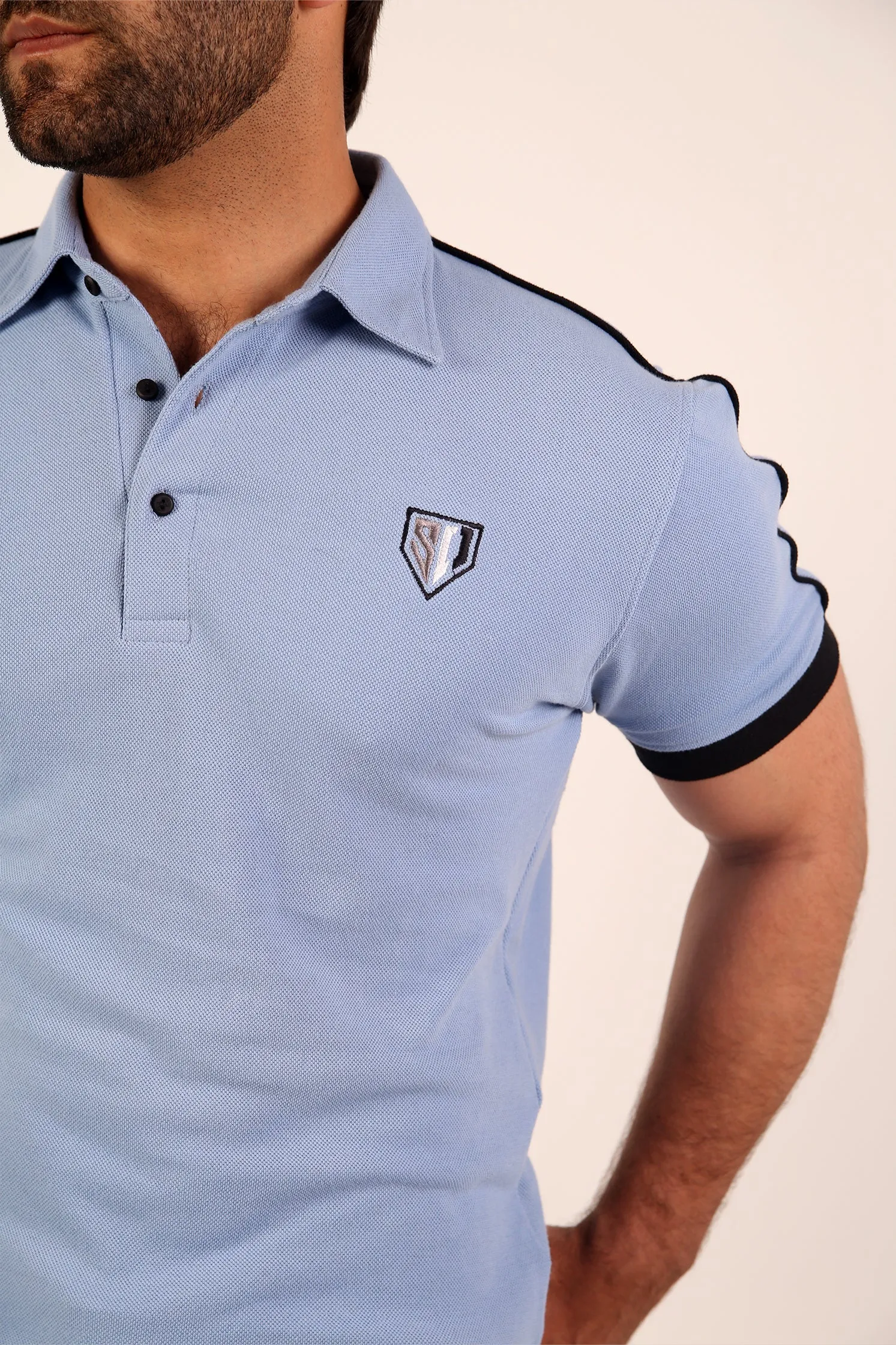 Performance Polo Comfy Design MEN'S POLO SKY FRONT EMB