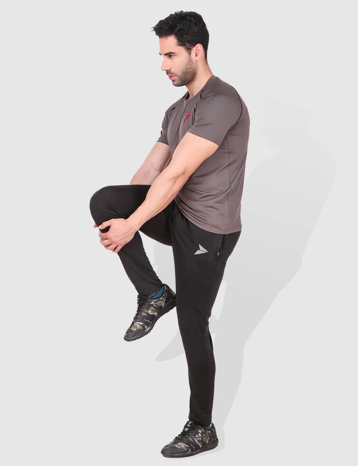 Outfit Staple Fitinc Regular fit Black Activewear Trackpant