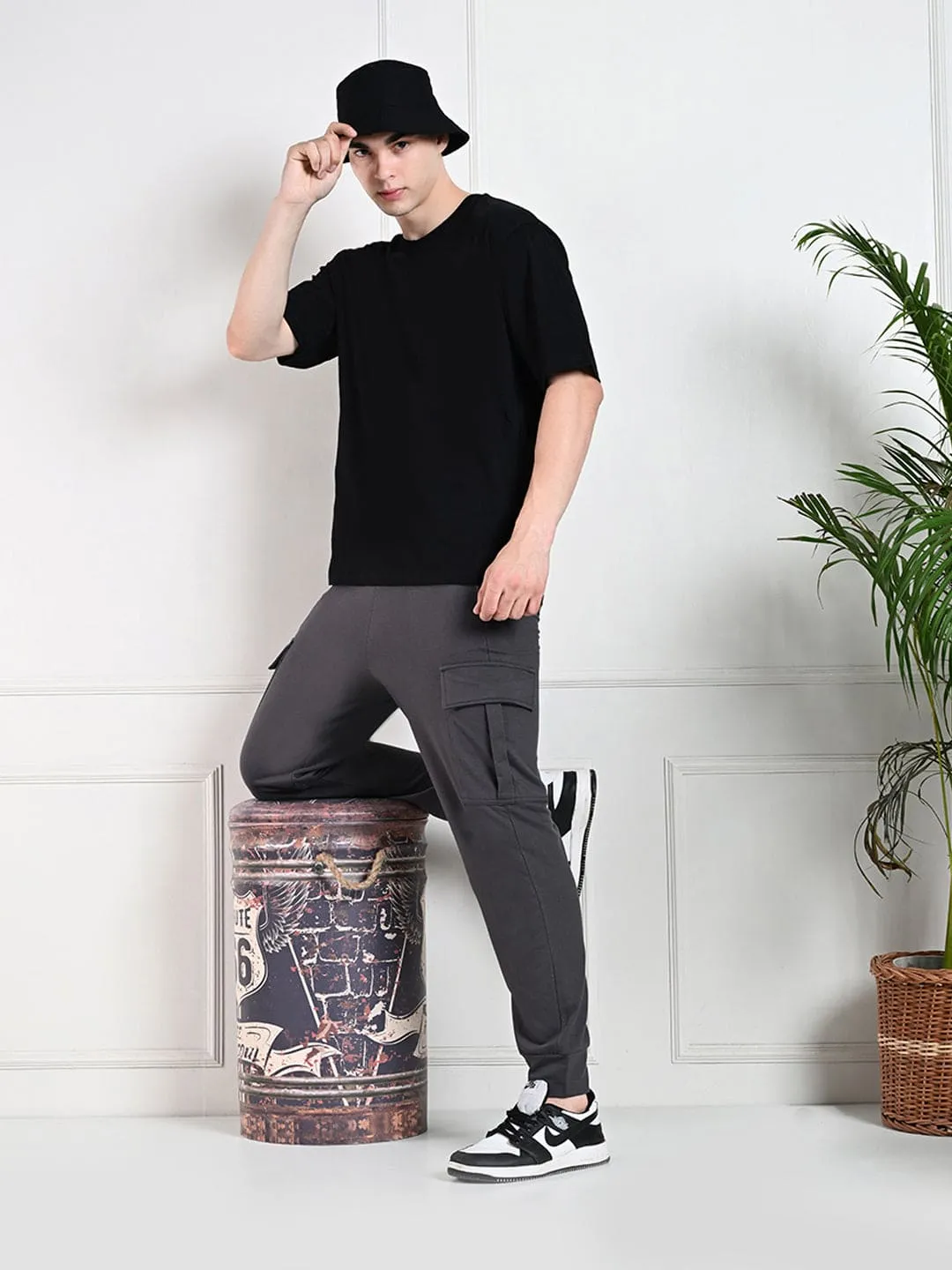 Flexible Durability Utility Cargo Jogger with Pockets - Charcoal