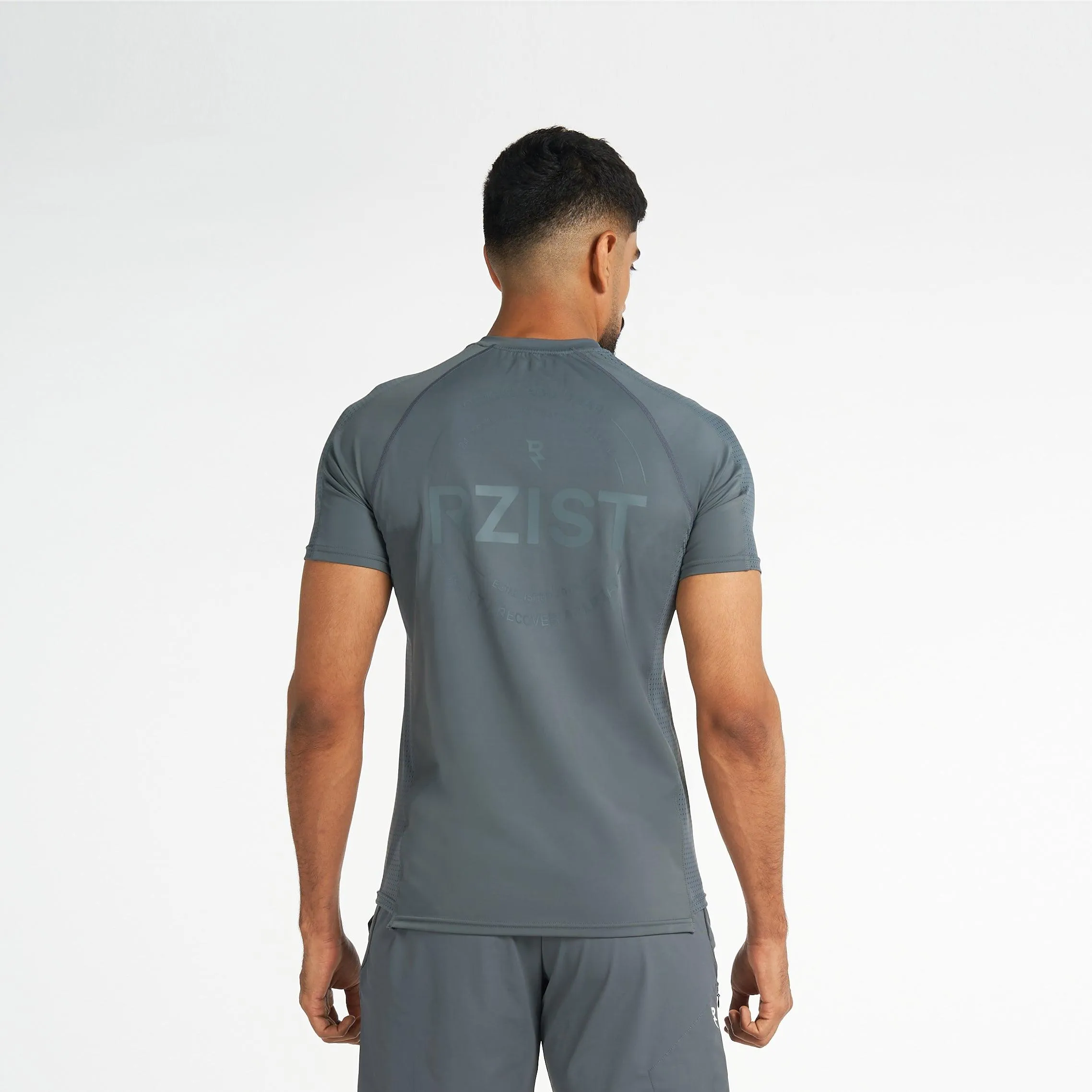 Eco Friendly Dyes Trendy Piece Graphic Performance T-Shirt - Turbulence Grey