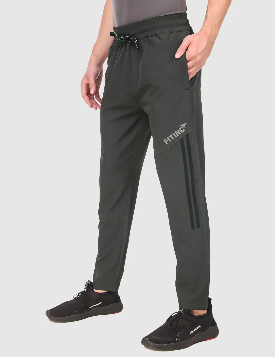 Sleek Appearance Aero-Light Regular Fit Track Pant ?C  Dark Grey