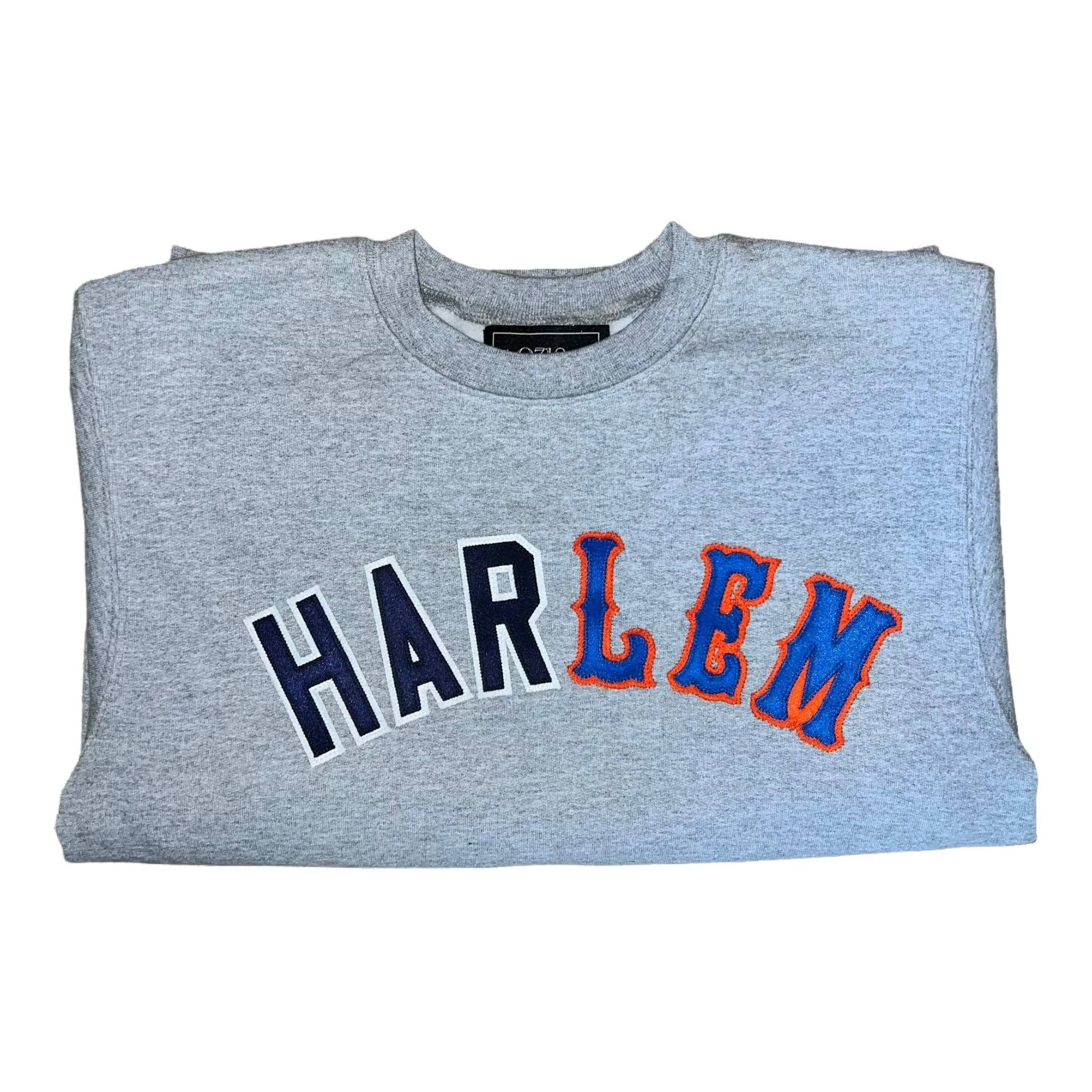 Harlem Crewneck Sweater goes with boots