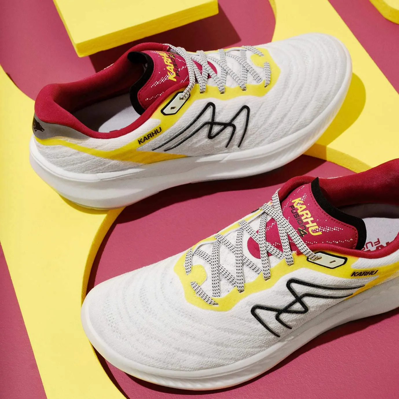Light Step Daily Essential MEN'S FUSION 4.0 - BRILLIANT WHITE / ANEMONE