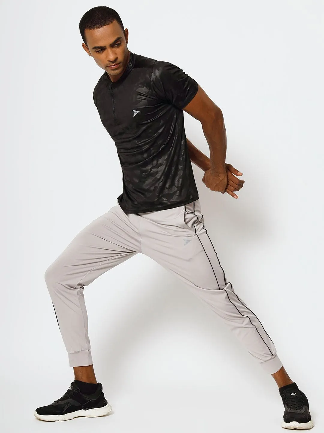 Tapered Jogger with Pockets - Light Grey Fast Move