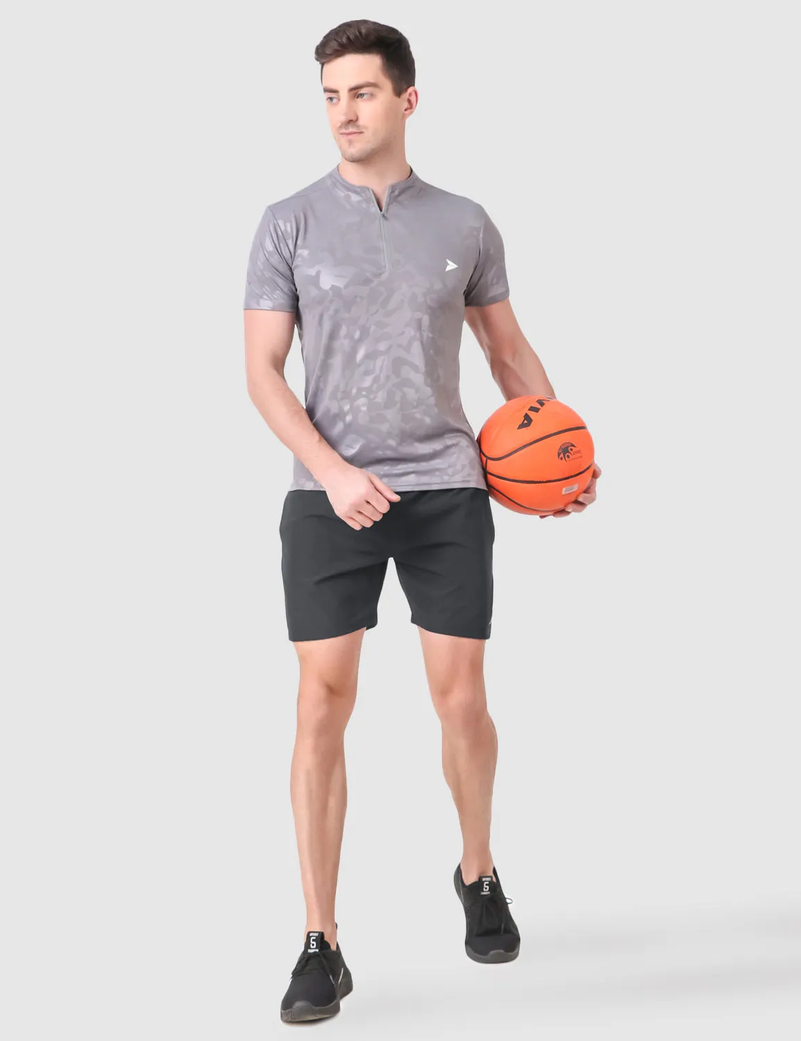 Versatile Comfort Shorts with Smart Pockets ?C Grey Seamless Waistband