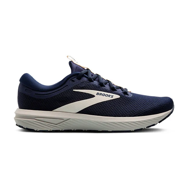 all - season use herringbone pattern Men's Brooks Revel 7