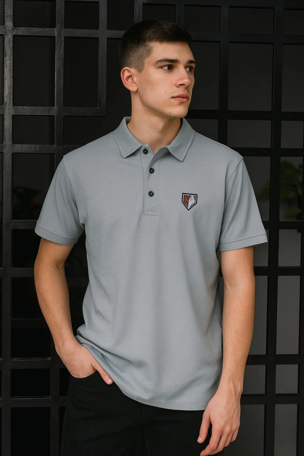MEN'S POLO GRAY FRONT EMB Light material Relaxed Design