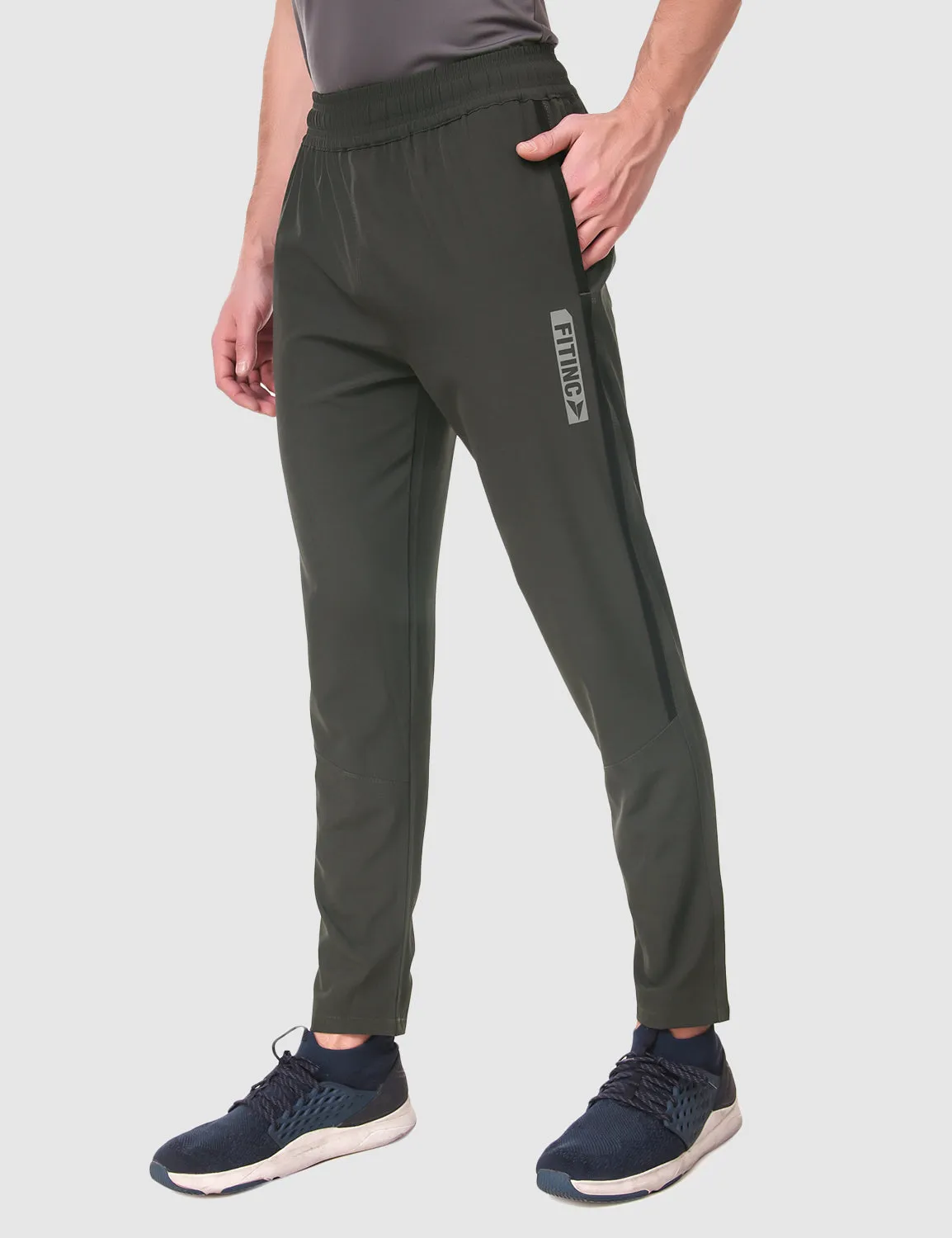 Hidden pockets Ultralight Regular Fit Track Pant ?C Dark Grey