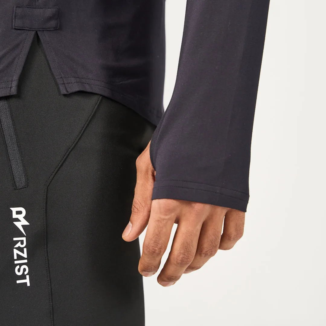 Performance Long Sleeves Tee - Black OversizedSilhouette Weekend Style Trend