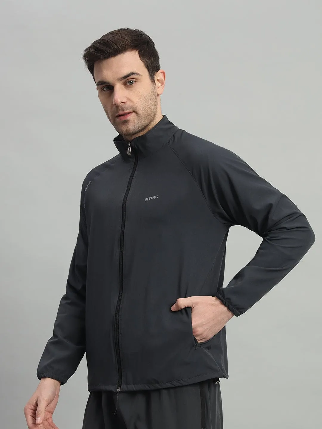 Comfortable Layer Magnetic Closure Track Performance Jacket - Dark Grey