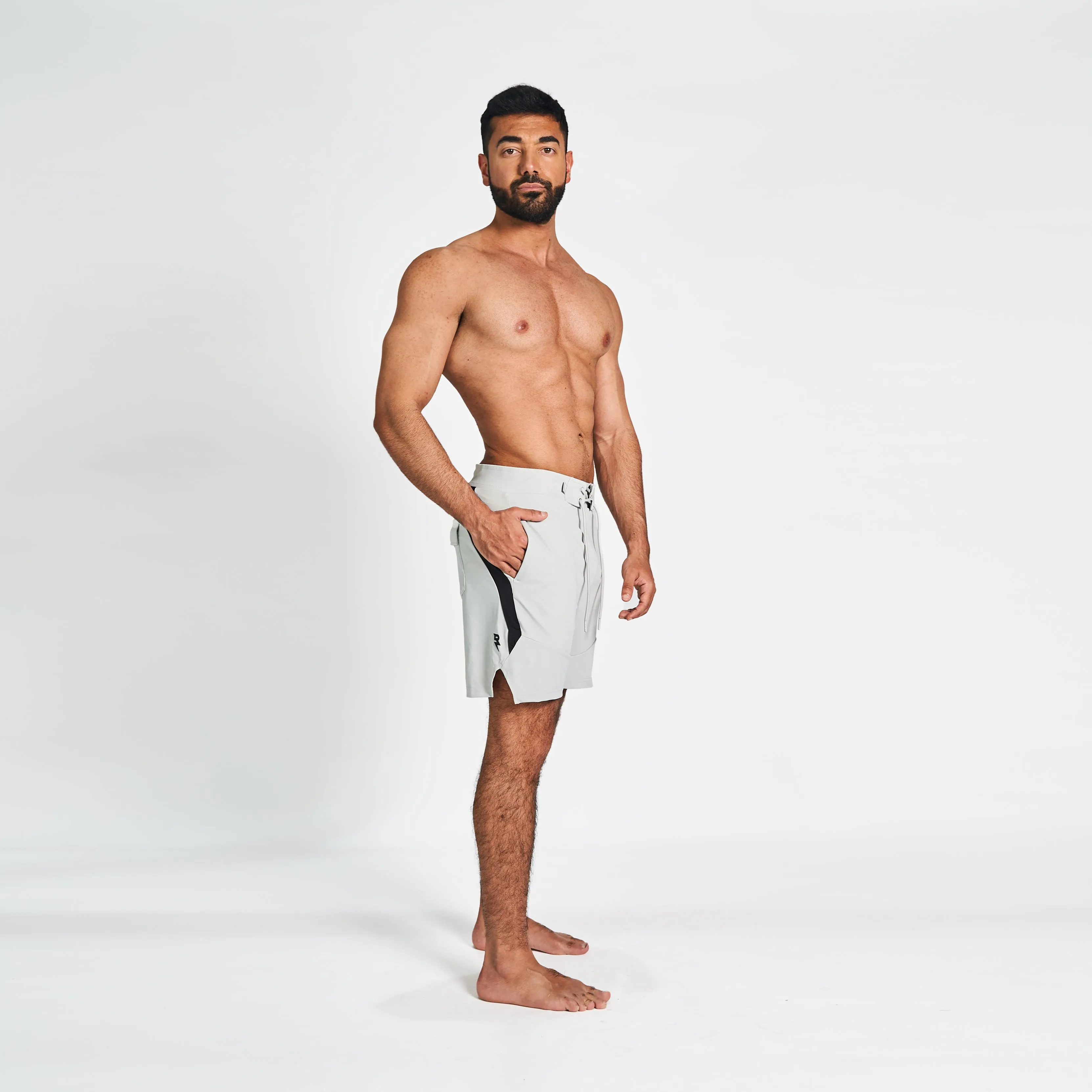 COMPETITION BOARD SHORTS - GREY Sporty Design khaki shorts