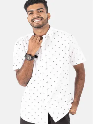 Men's Printed Chemise,White Classic Appeal Neutral Toned Stitching