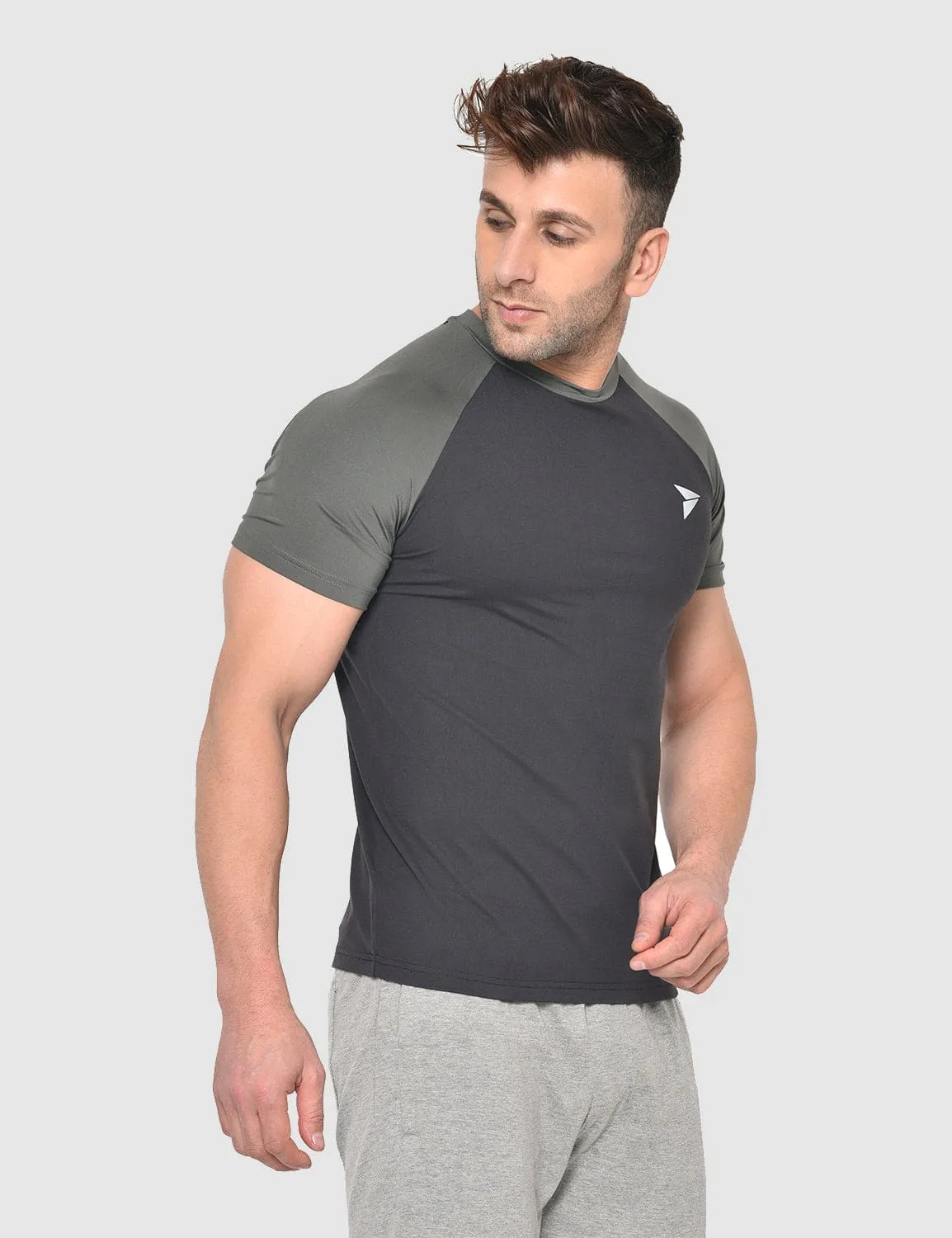 Soft Material Quick-Dry Workout T-shirt ?C Black-Grey