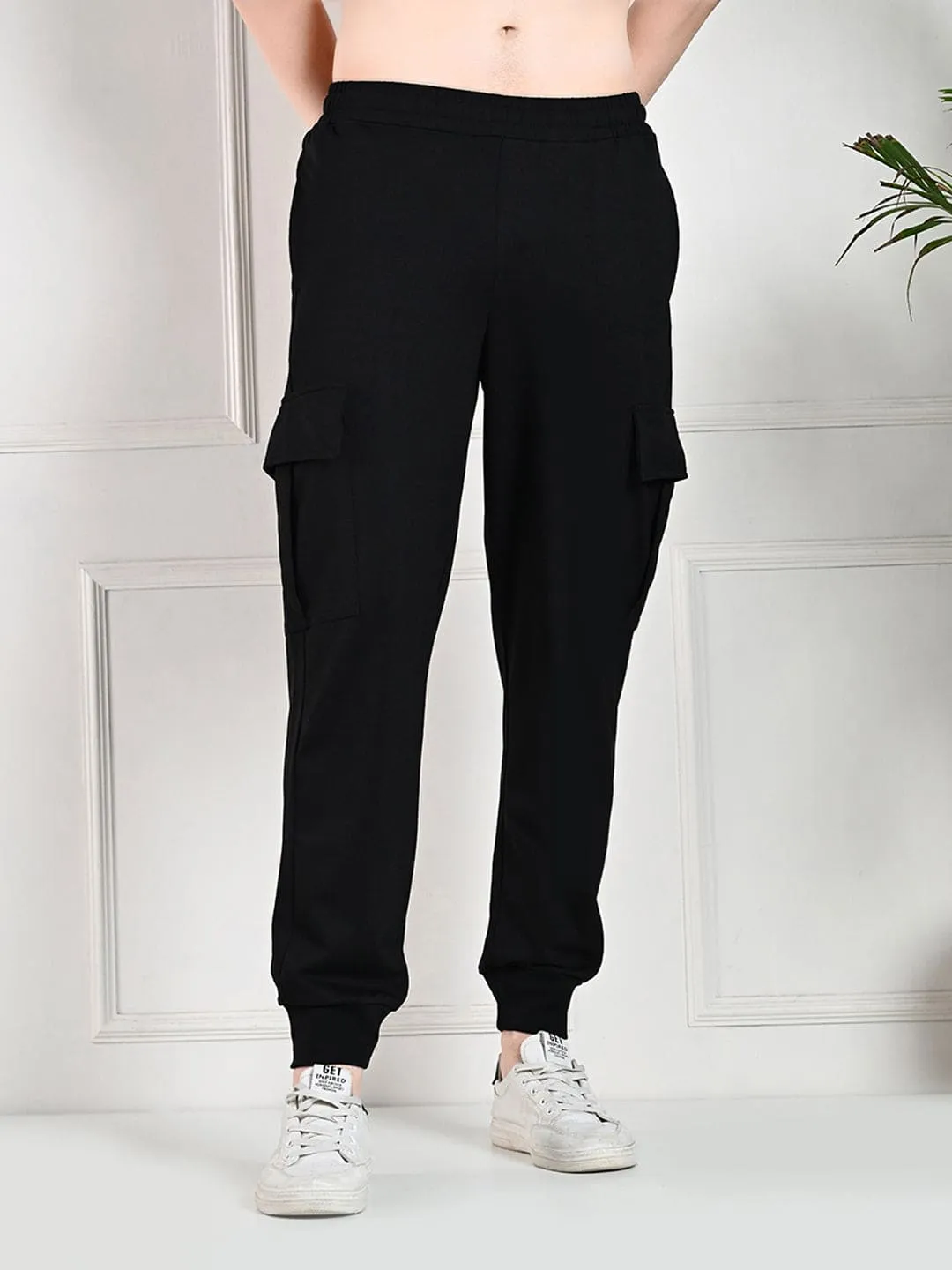 Layered Wear NonRestrictiveCut Utility Cargo Jogger with Pockets - Black