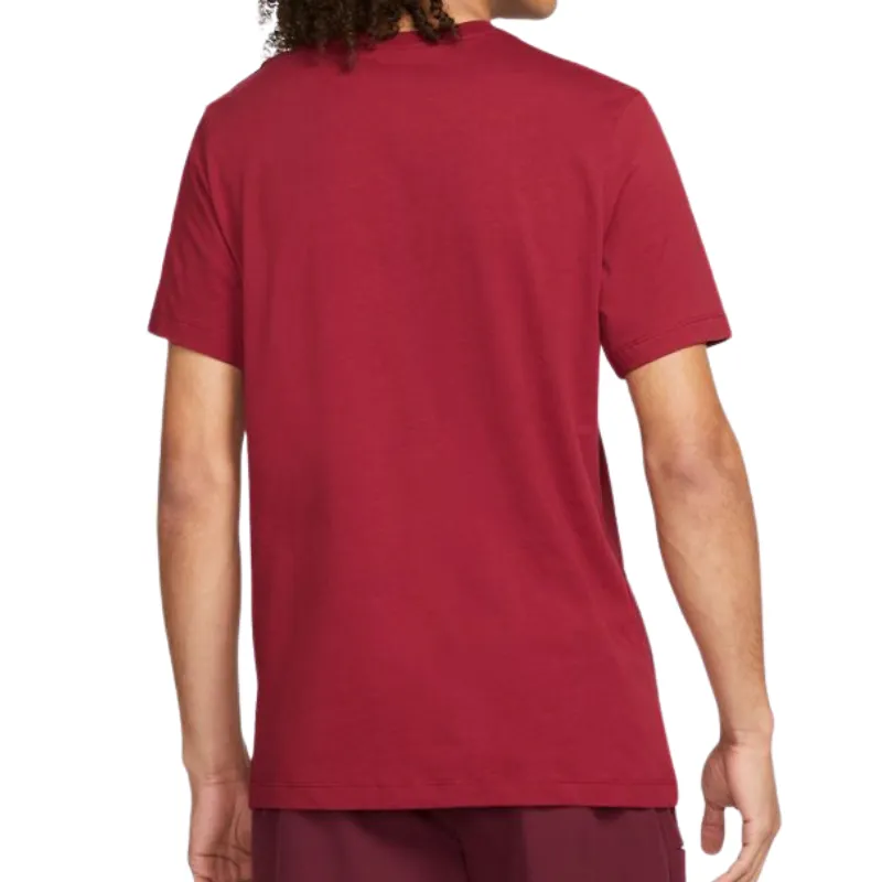 Stretch Fit Design Nike Court Men Seasonal Tennis T-Shirt - Pomegranate