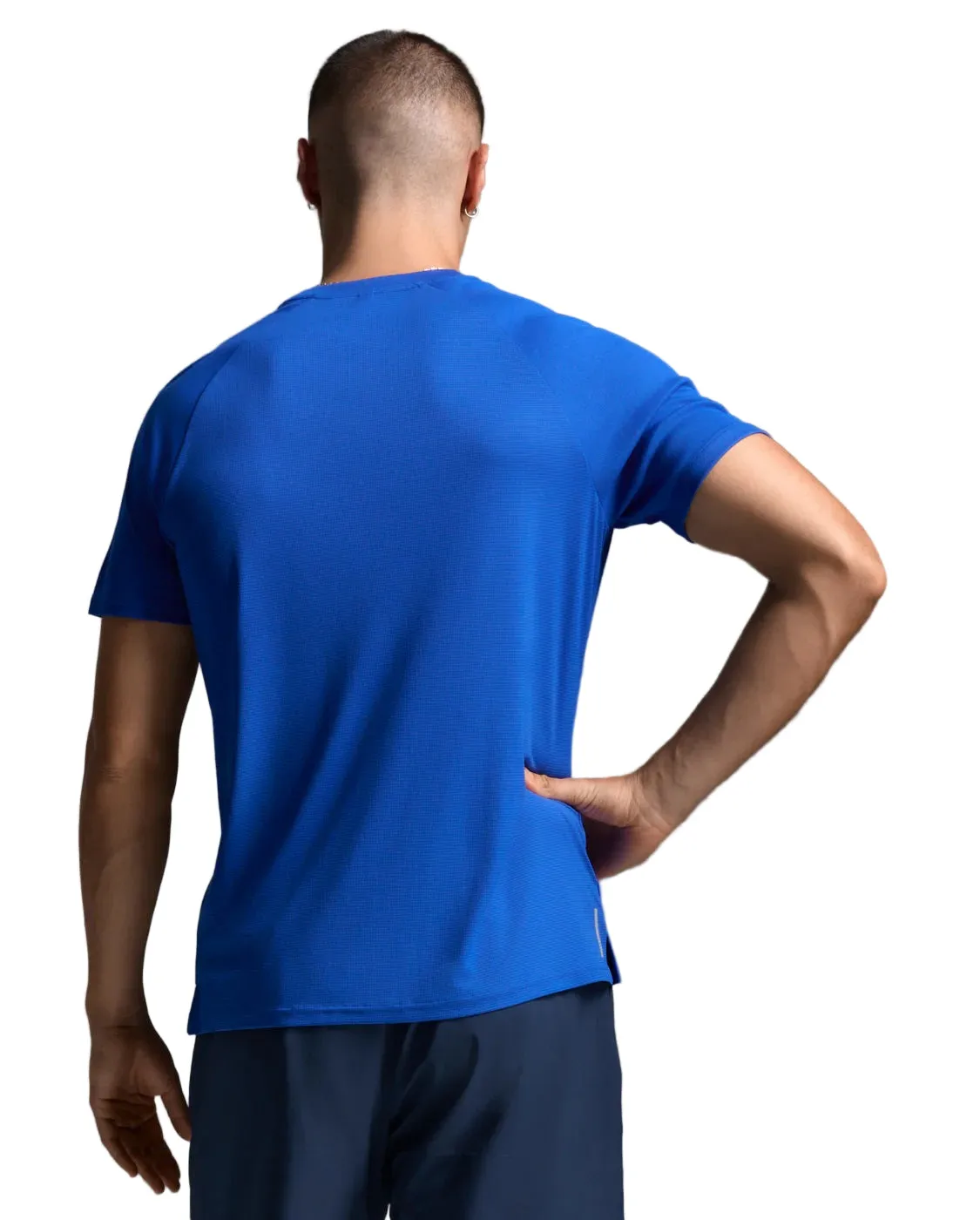 2XU Mens Aero Running Tee Comfy Movement Simple Chic