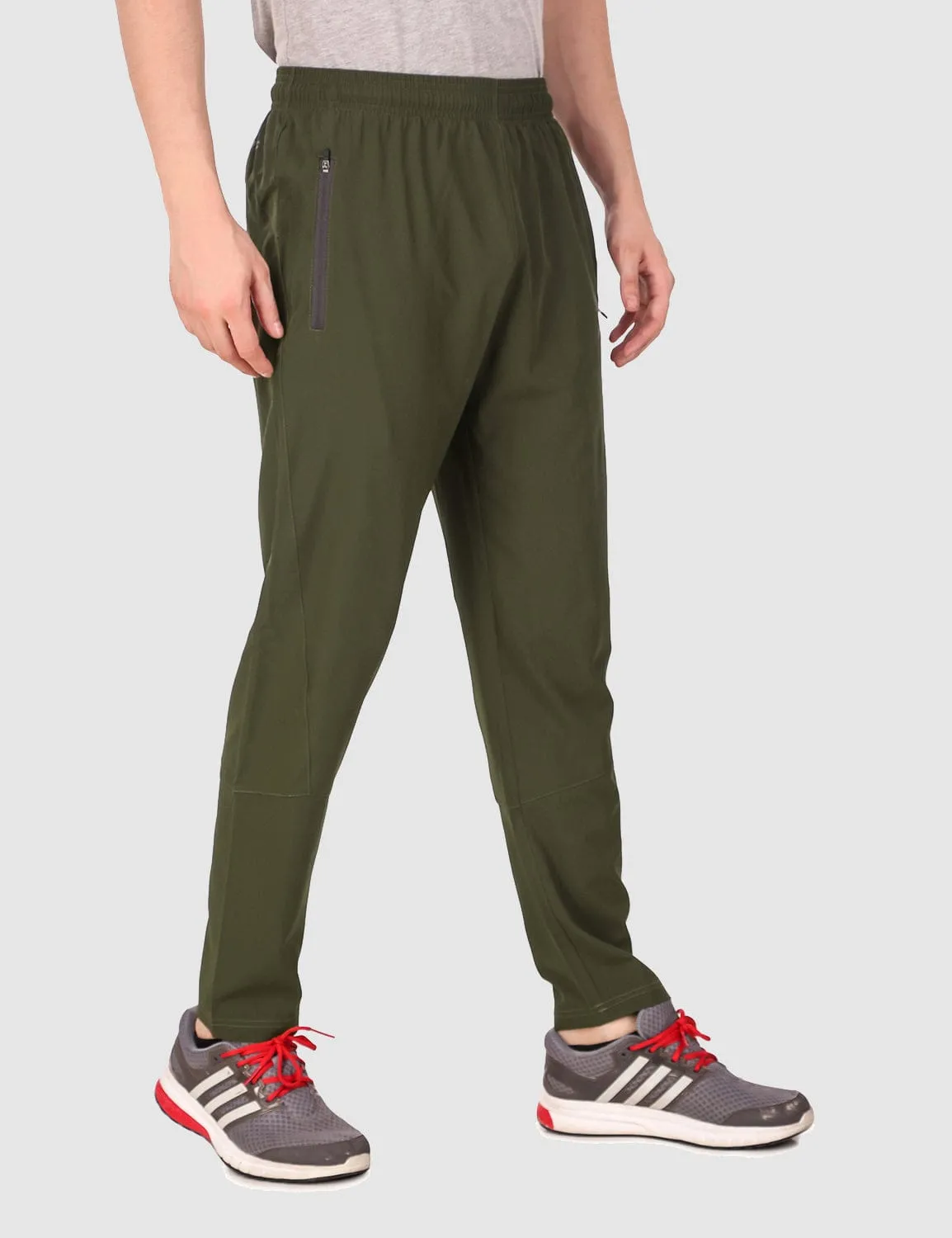 FunctionalZipper Weightless Solid Regular Fit Track Pant ?C Olive