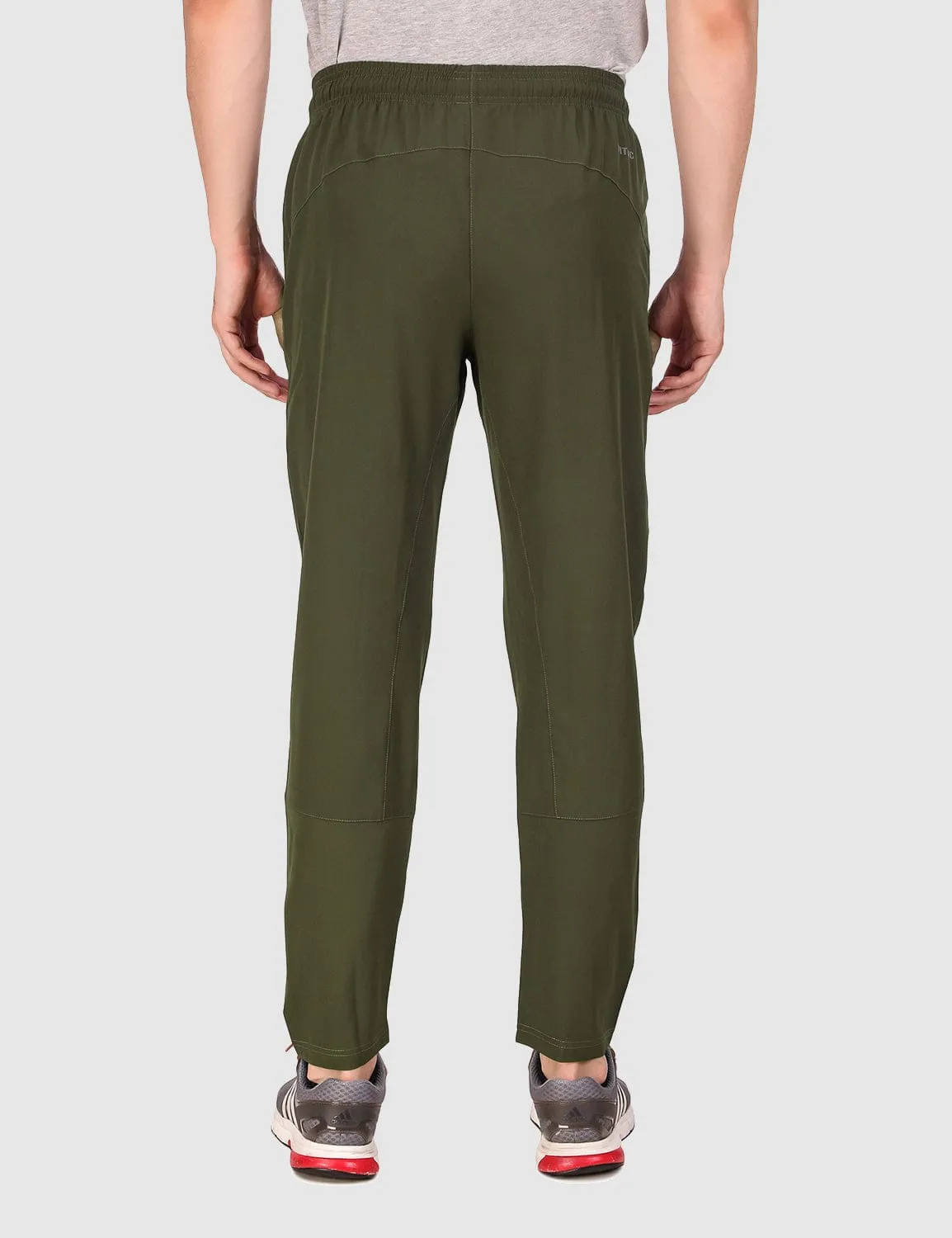 Body Sculpting Luxe Look Weightless Solid Regular Fit Track Pant ?C Olive